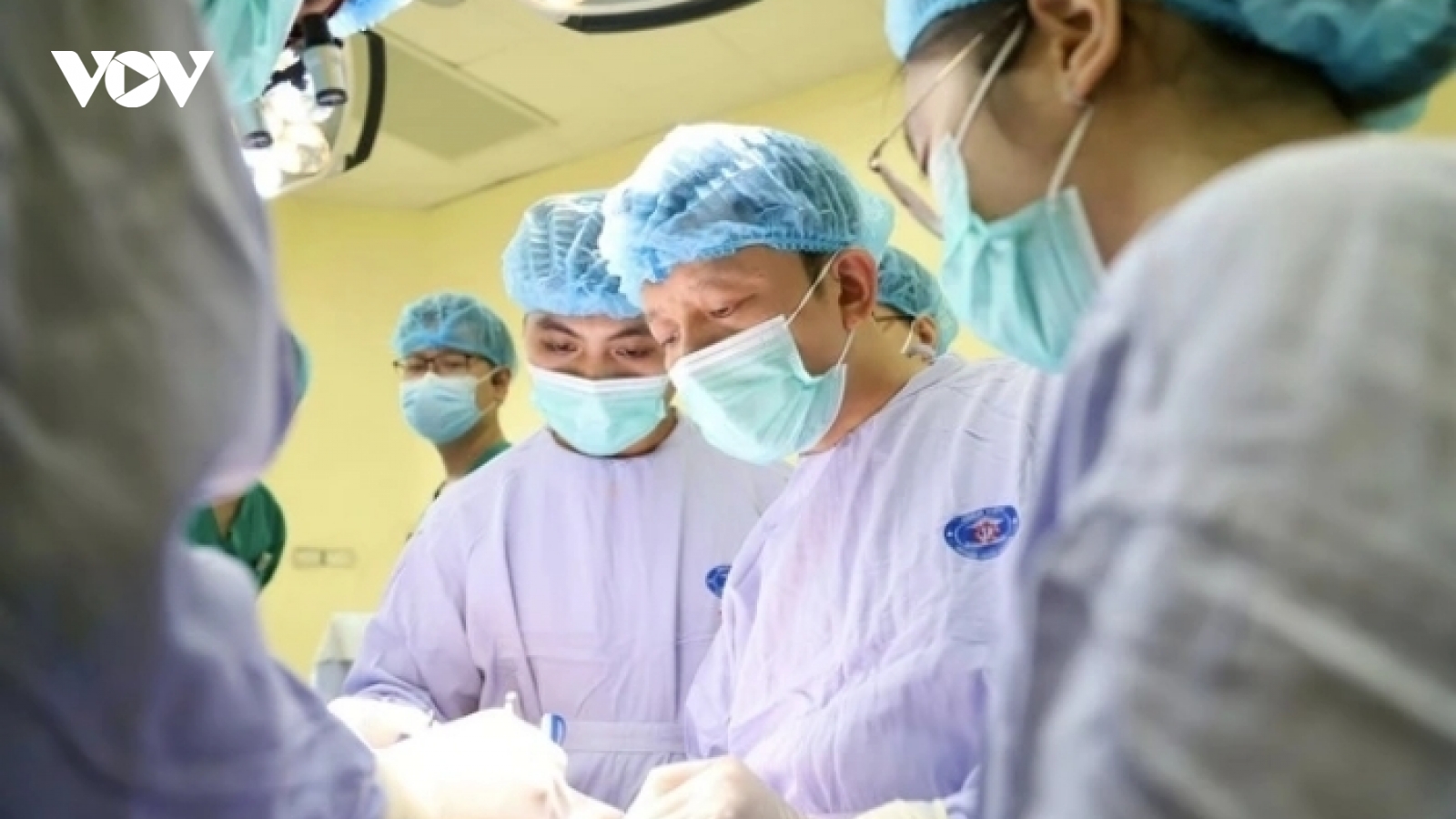 Tưởng nhiệt miệng thông thường, đi khám phát hiện ung thư ở tuổi 33