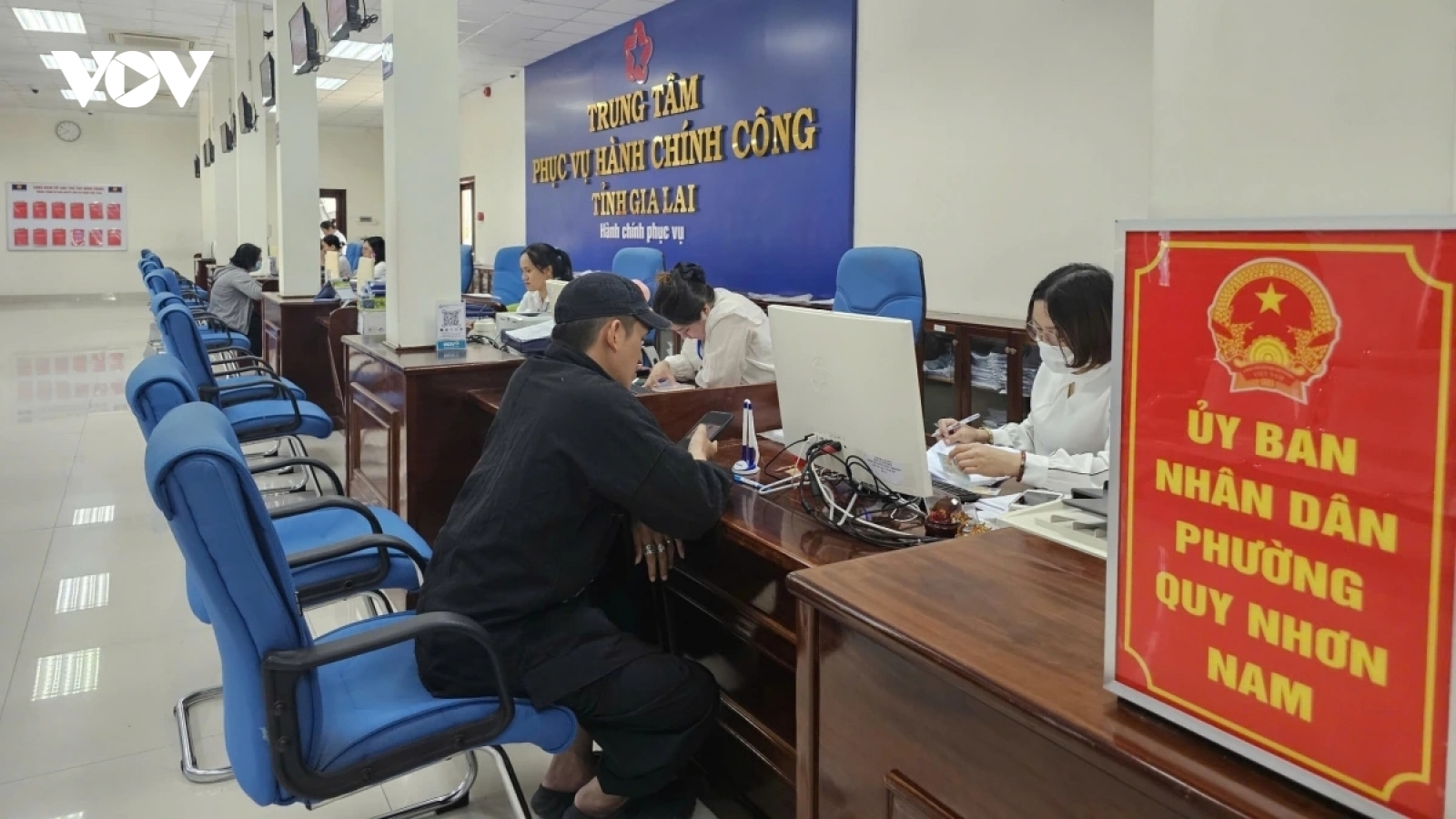Cán bộ yếu kém, thiếu trách nhiệm sẽ bị tinh giản biên chế