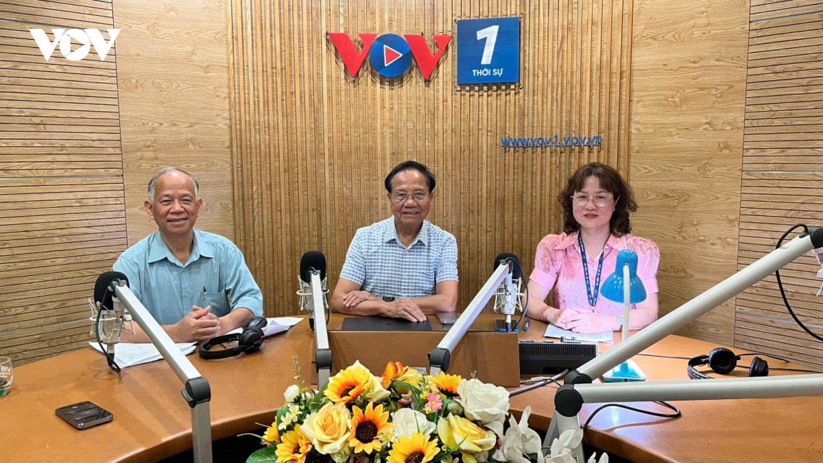 Thu hút đầu tư công nghệ cao, phấn đấu tăng trưởng 2 con số