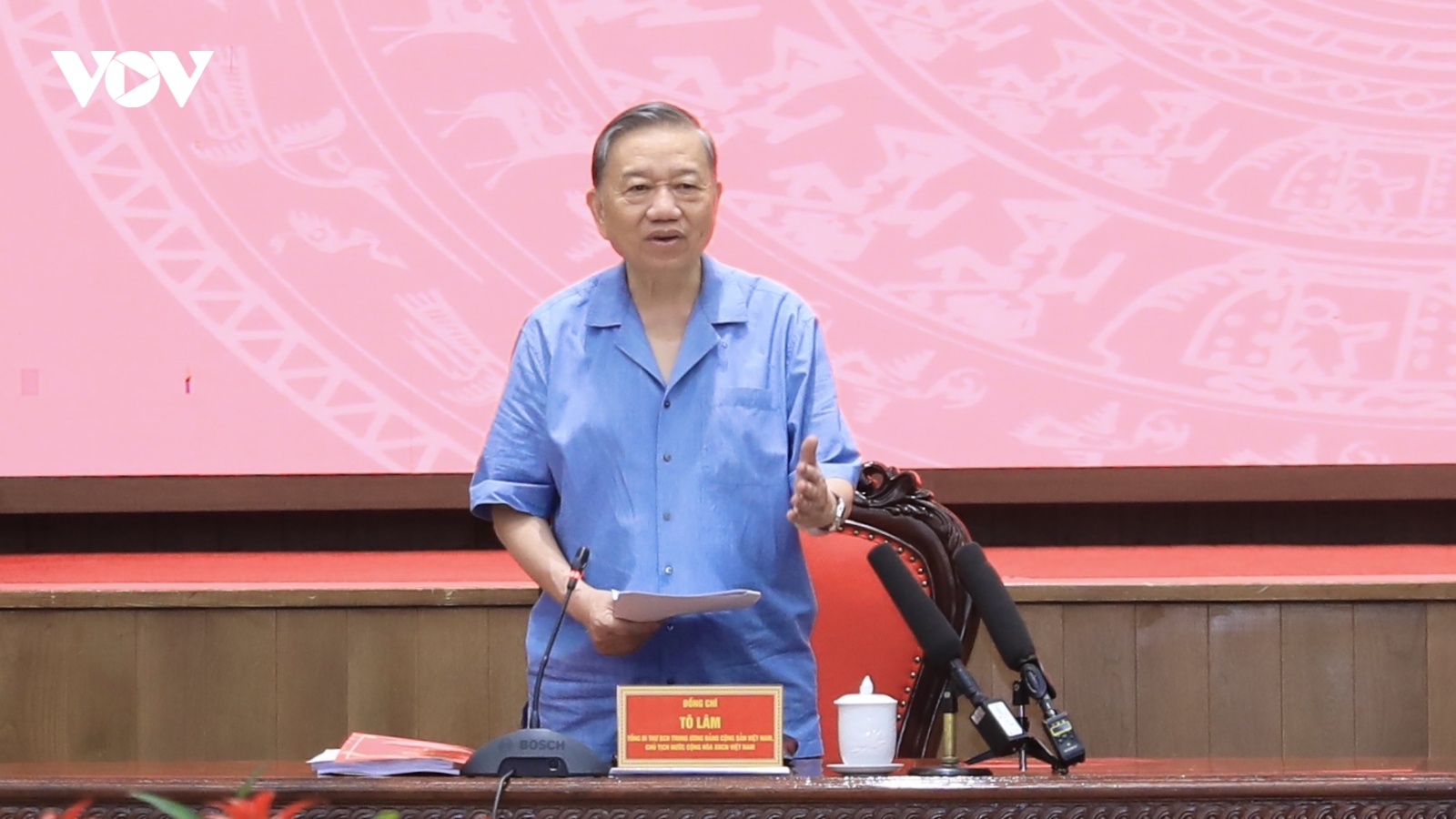 Đoàn kiểm tra của Bộ Chính trị làm việc với Ban Thường vụ Thành ủy Hà Nội