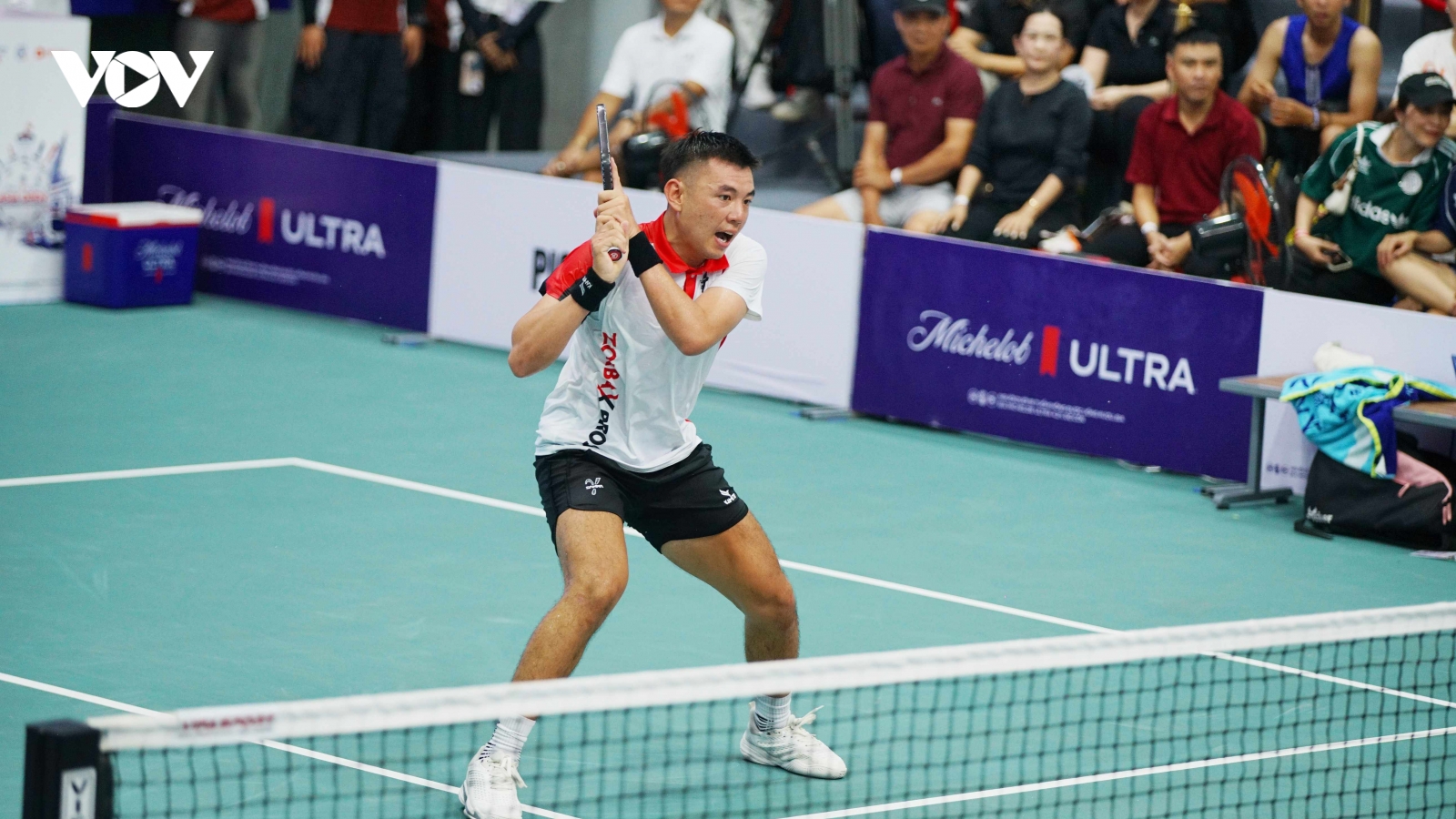 Lý Hoàng Nam liên tiếp thắng trận trong ngày tái xuất PPA Tour Asia