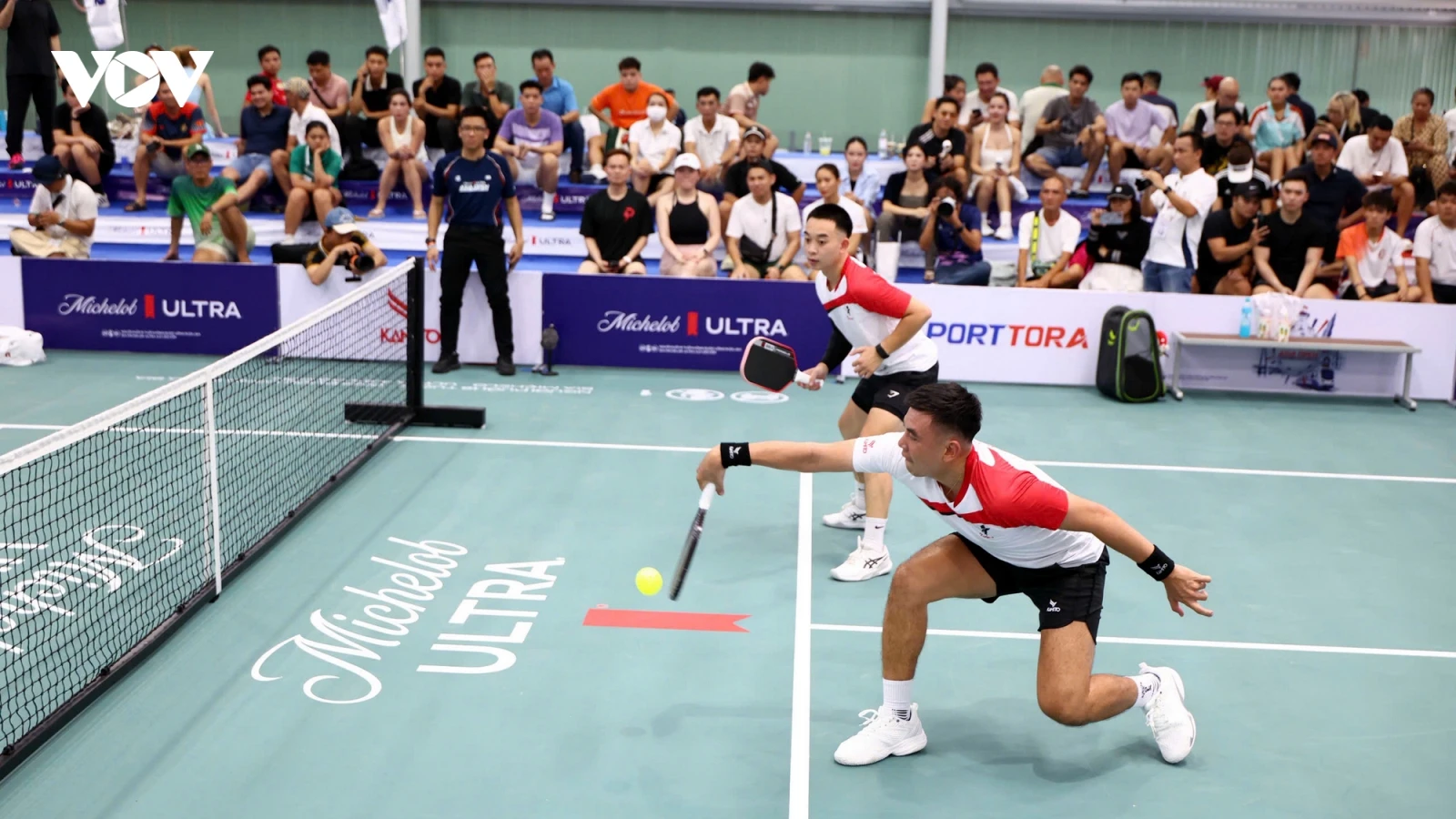 Lý Hoàng Nam và Quang Dương so tài các tay vợt hàng đầu ở giải Pickleball châu Á
