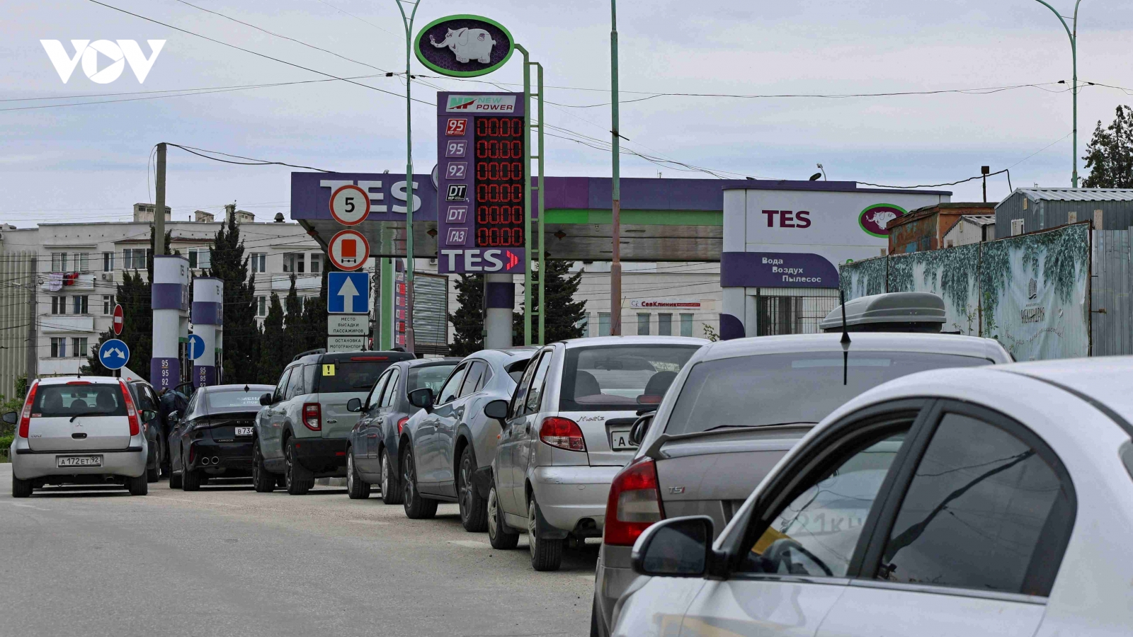 Nga tuyên bố tình trạng khẩn cấp tại Crimea