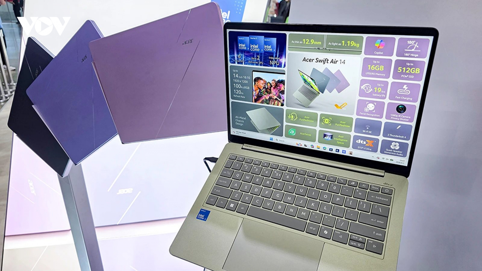 Các thương hiệu laptop Windows giá rẻ “tỉnh giấc” vì MacBook Neo