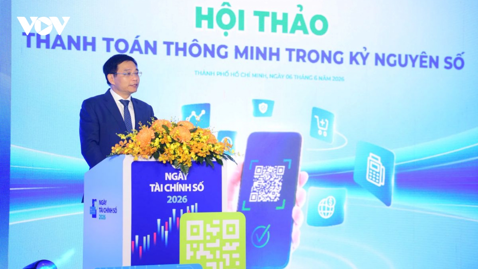 Phó Thủ tướng: Phổ cập dịch vụ thanh toán không dùng tiền mặt