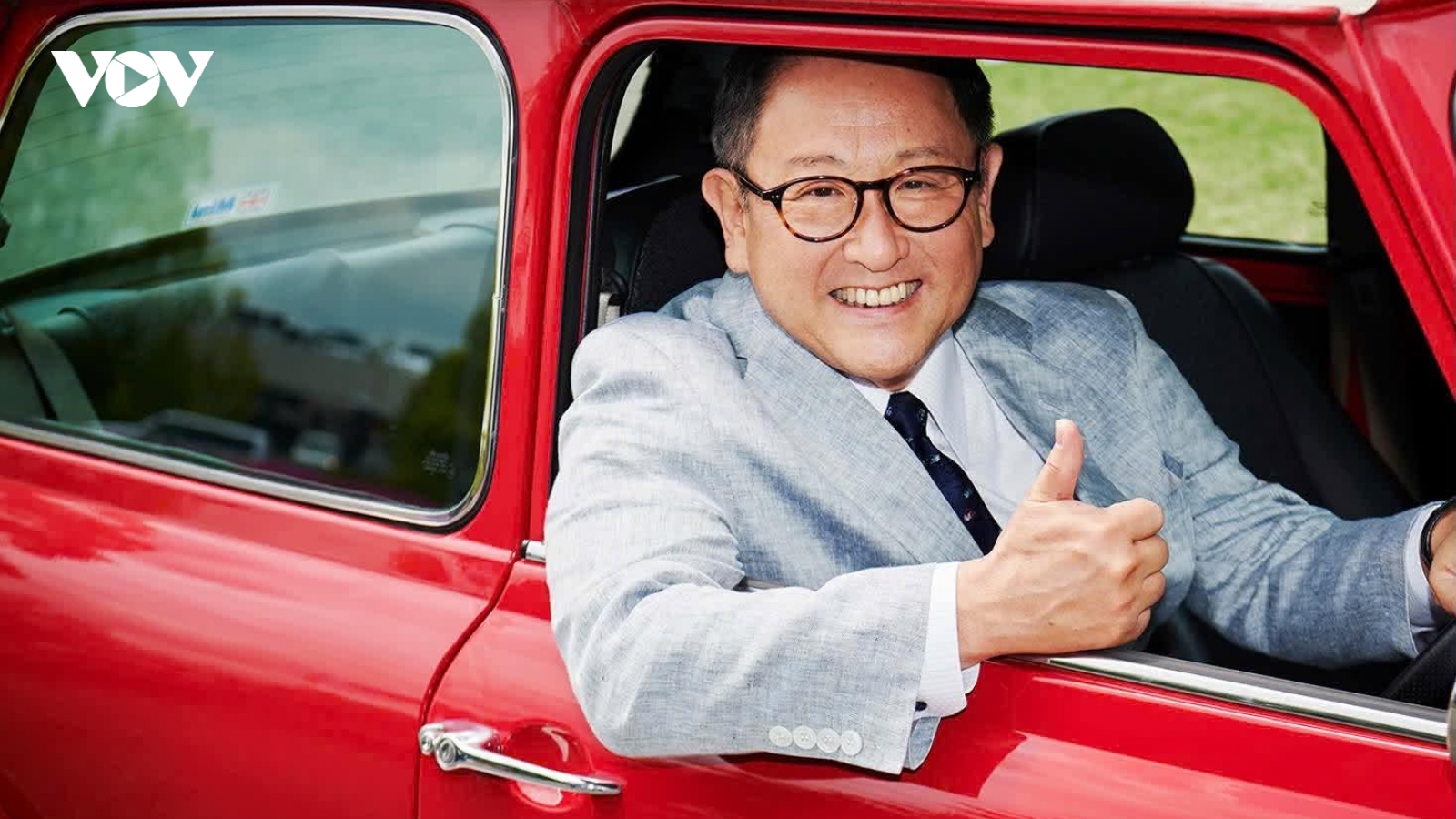 Chủ tịch Toyota lo ngại khi ngành ô tô chỉ tập trung vào xe điện