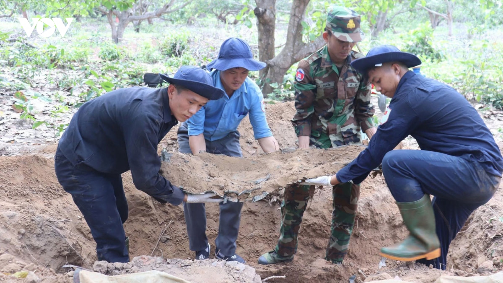 Đội K72 tìm thấy 54 hài cốt liệt sĩ tại Campuchia, chuẩn bị đưa về nước an táng