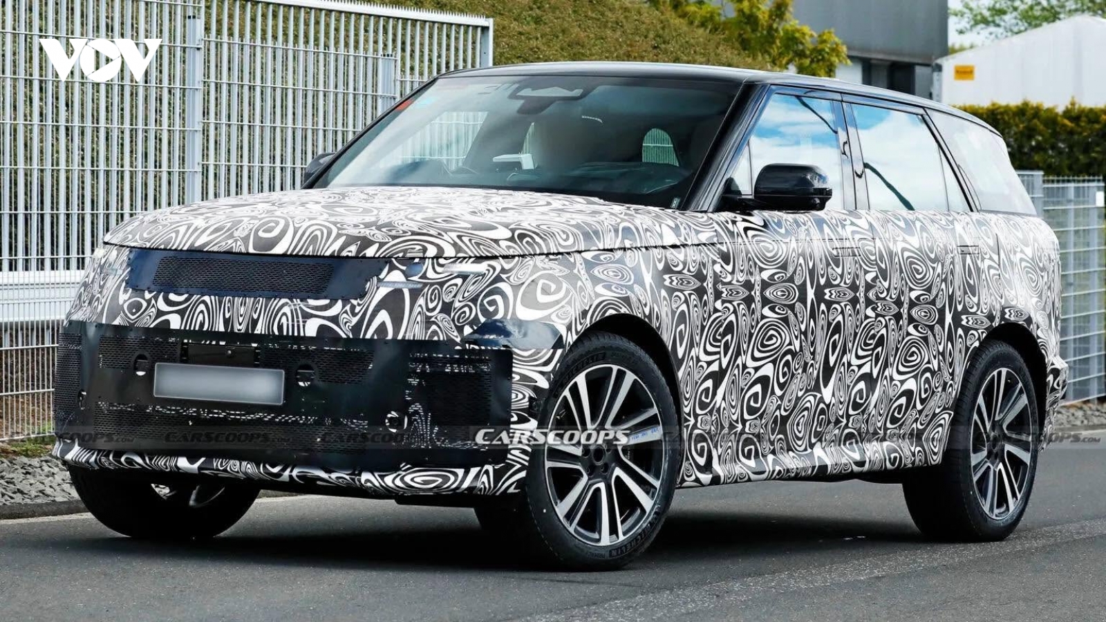 Range Rover Sport 2027 lộ diện bản mới, sẵn sàng đấu BMW X5