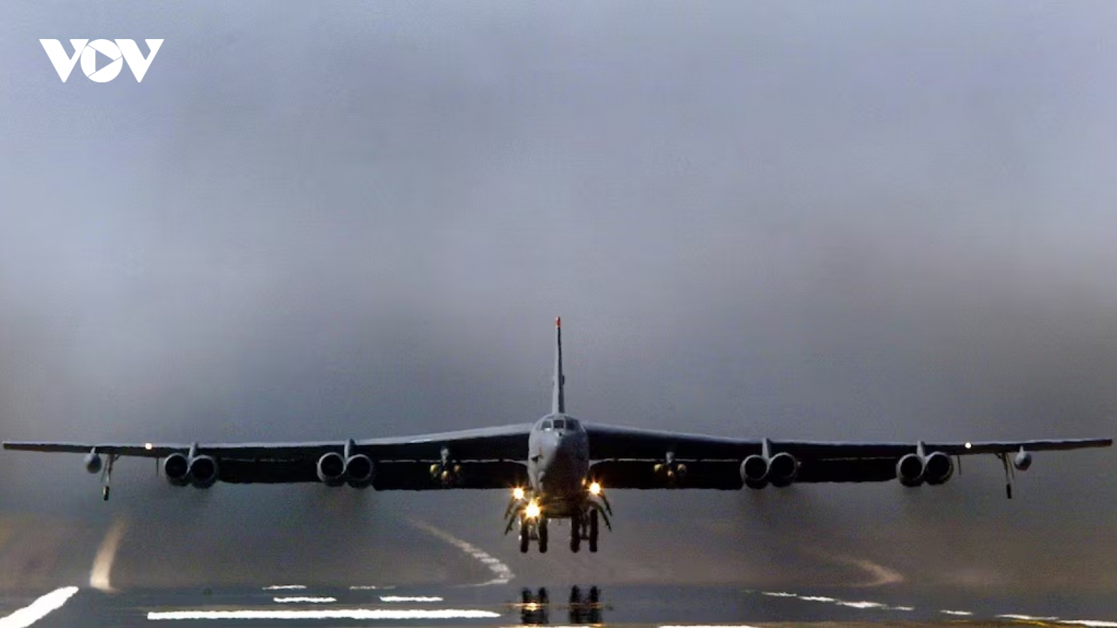 Máy bay ném bom B-52 - trụ cột của Không quân Mỹ