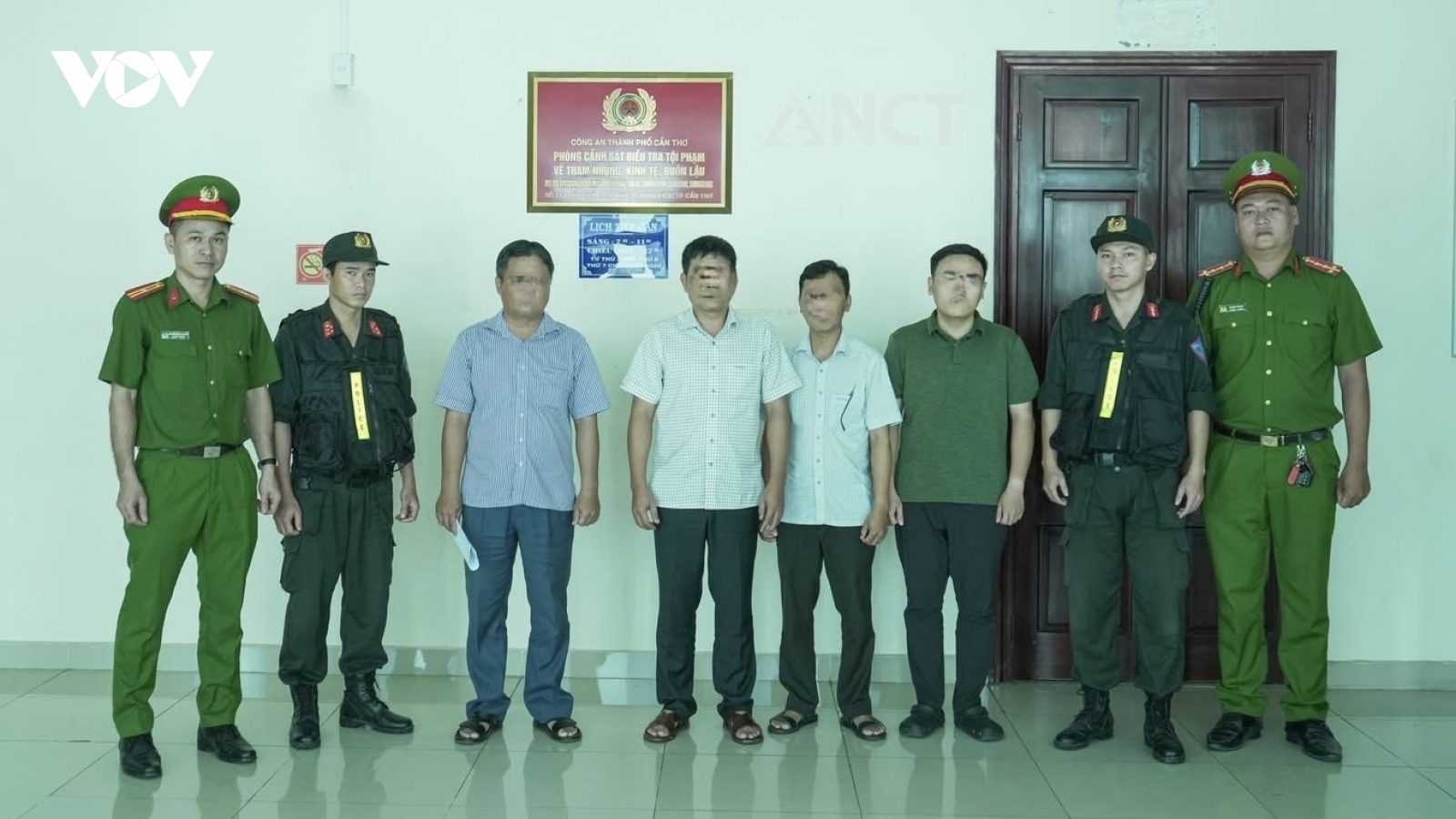 Bắt giam Phó Trưởng Ban Tuyên giáo và Dân vận Thành ủy Cần Thơ