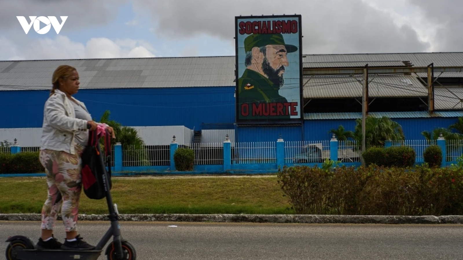 Cuba thông qua gói cải cách kinh tế lớn nhất nhiều thập kỷ