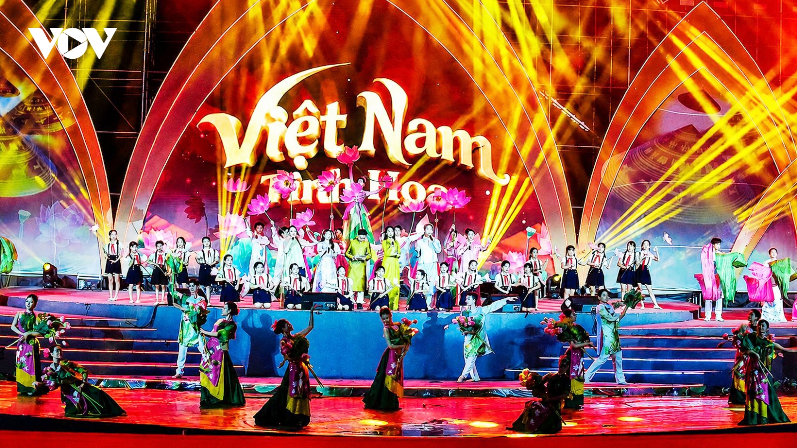 Hanoi Lotus Festival celebrates Vietnam’s iconic flower and cultural heritage