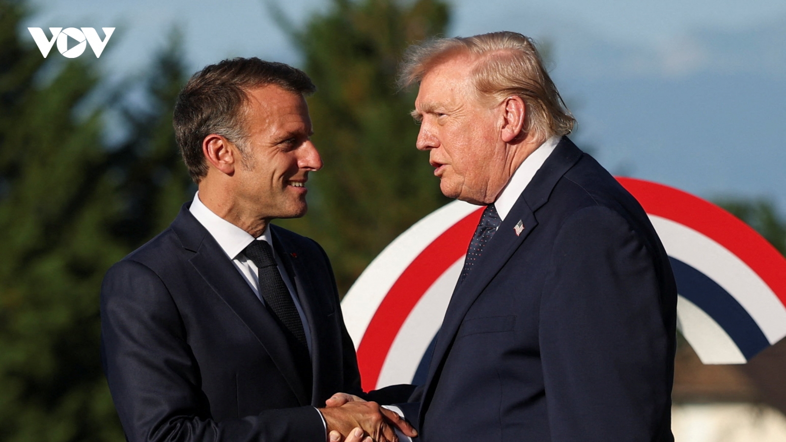 Ông Trump bác tin đền bù tổn thất chiến tranh cho Iran