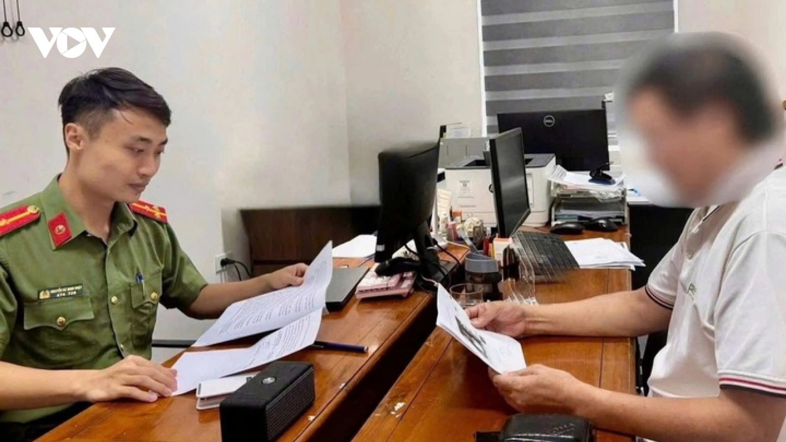 Xử lý 135 người bình luận xuyên tạc trên trang của Lê Trung Khoa, Nguyễn Văn Đài