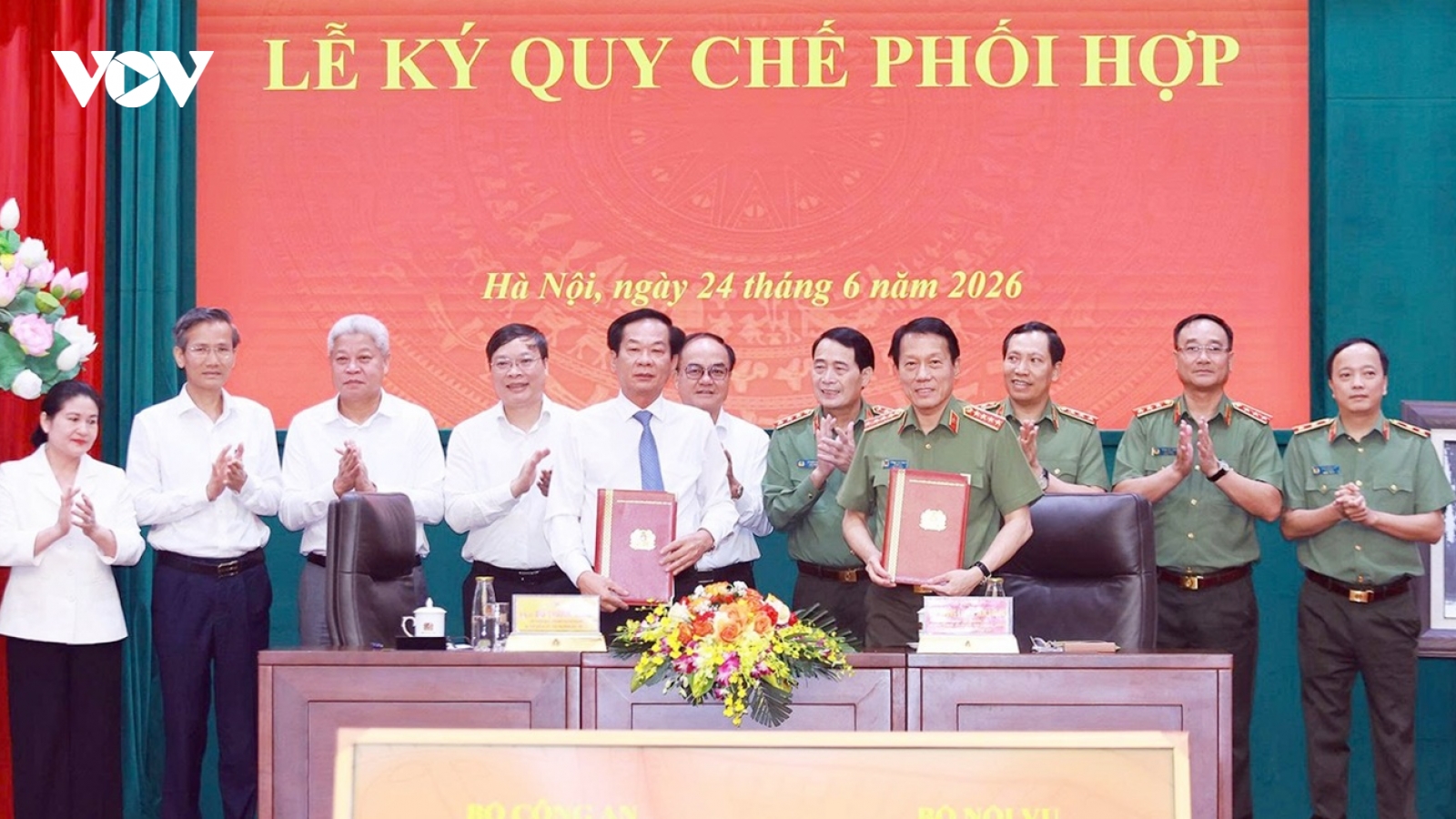 Bộ Công an và Bộ Nội vụ ký quy chế phối hợp