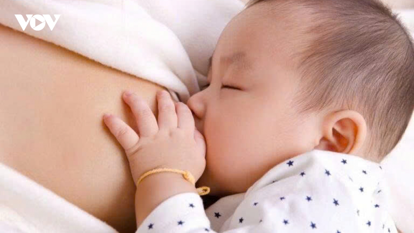 Những loại trái cây mẹ sau sinh nên cân nhắc trước khi ăn