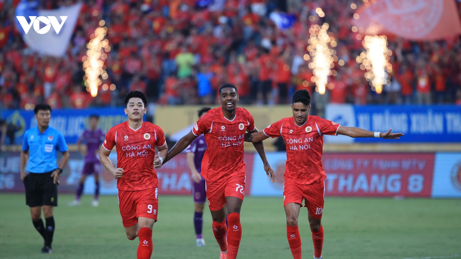 Đội hình tiêu biểu V-League 2025/2026: CLB CAHN và Thể Công Viettel áp đảo
