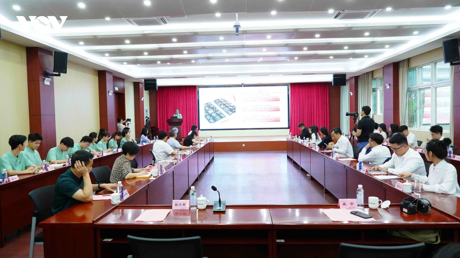 Đối thoại thanh niên: Kế thừa truyền thống cách mạng Việt - Trung