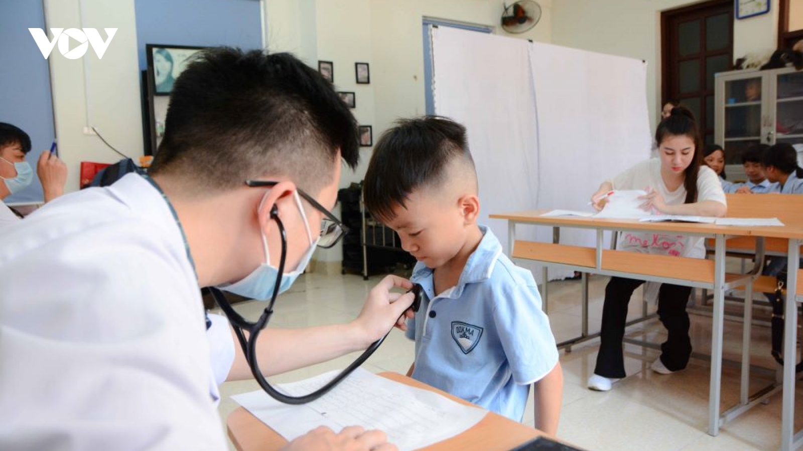 100% học sinh, sinh viên sẽ được khám sức khỏe định kỳ hằng năm