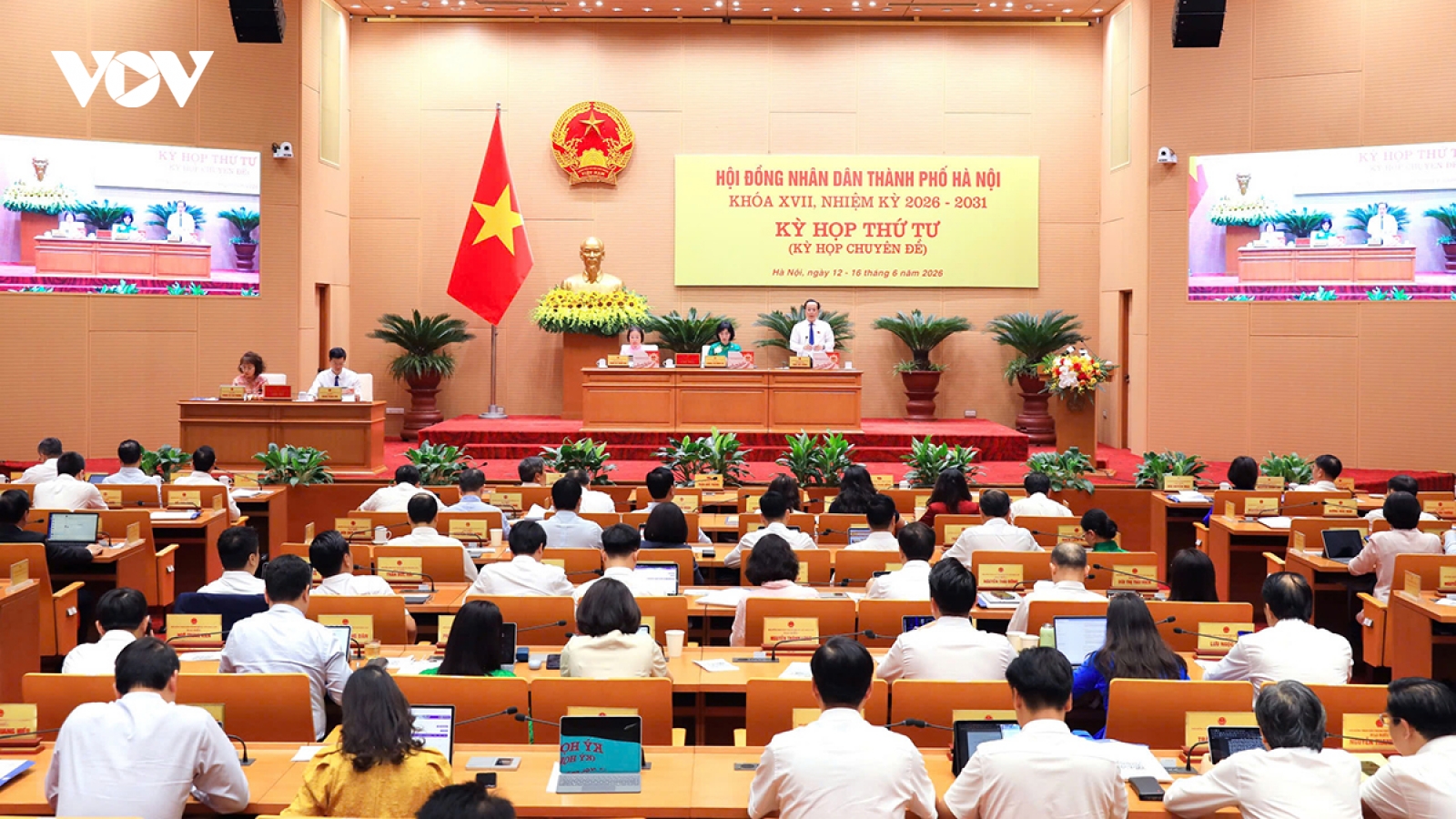 Chuyển các cơ chế của Luật Thủ đô thành công trình, dự án phục vụ người dân