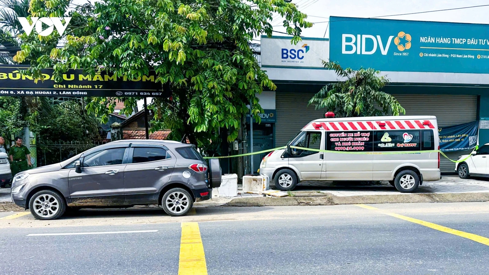 Người đàn ông tử vong trên vỉa hè Quốc lộ 20 ở Lâm Đồng