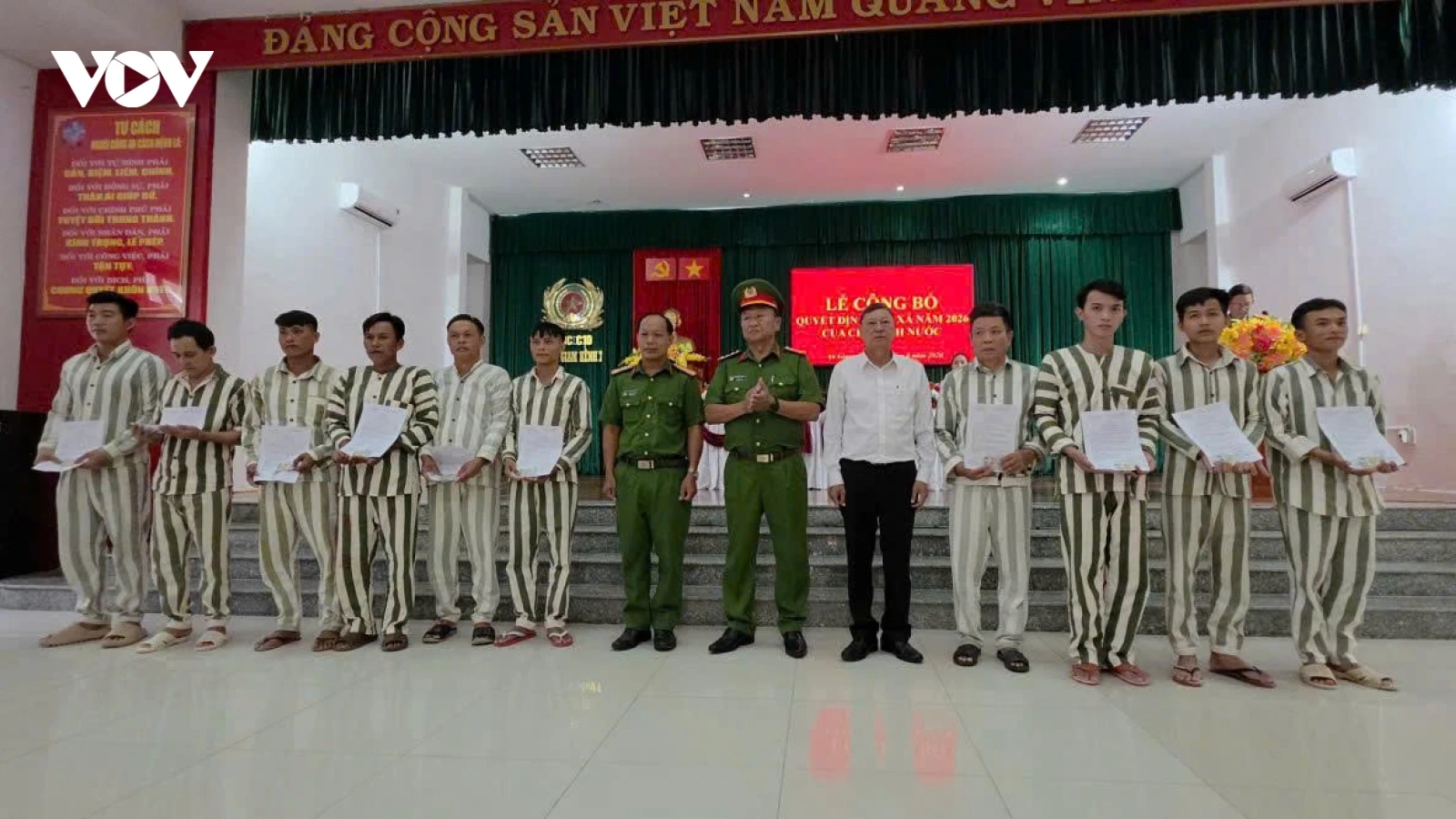 Công bố quyết định đặc xá tại Trại giam Kênh 7