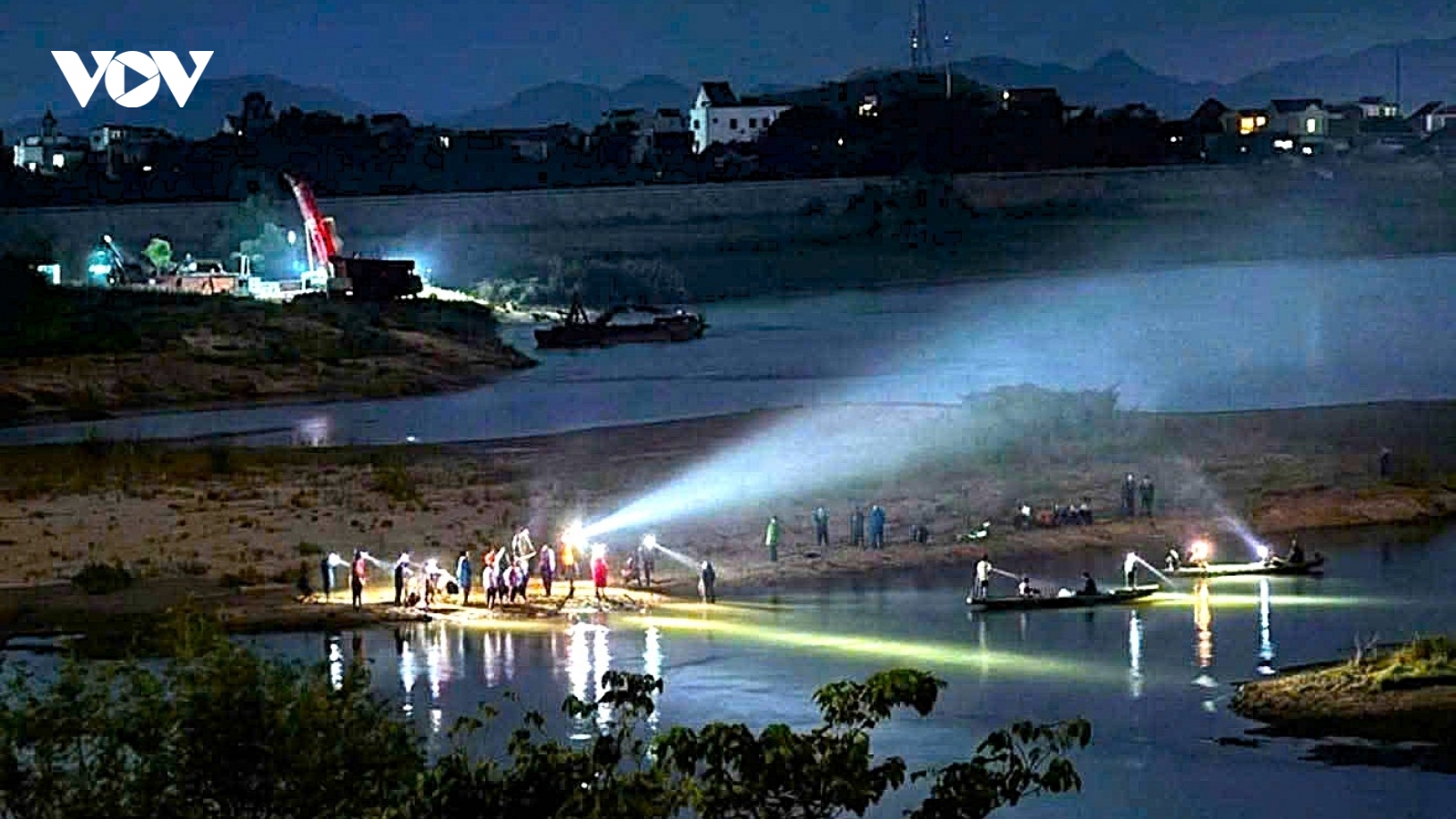 Hai nam sinh mất tích khi tắm tại đập Bara Đô Lương, Nghệ An