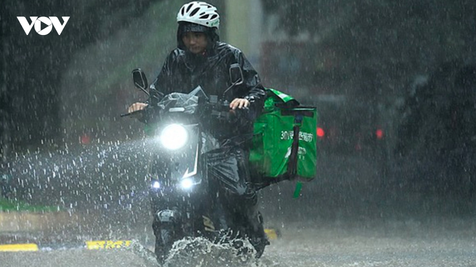 Quảng Đông (Trung Quốc) sơ tán hơn 13.000 người vì mưa lớn