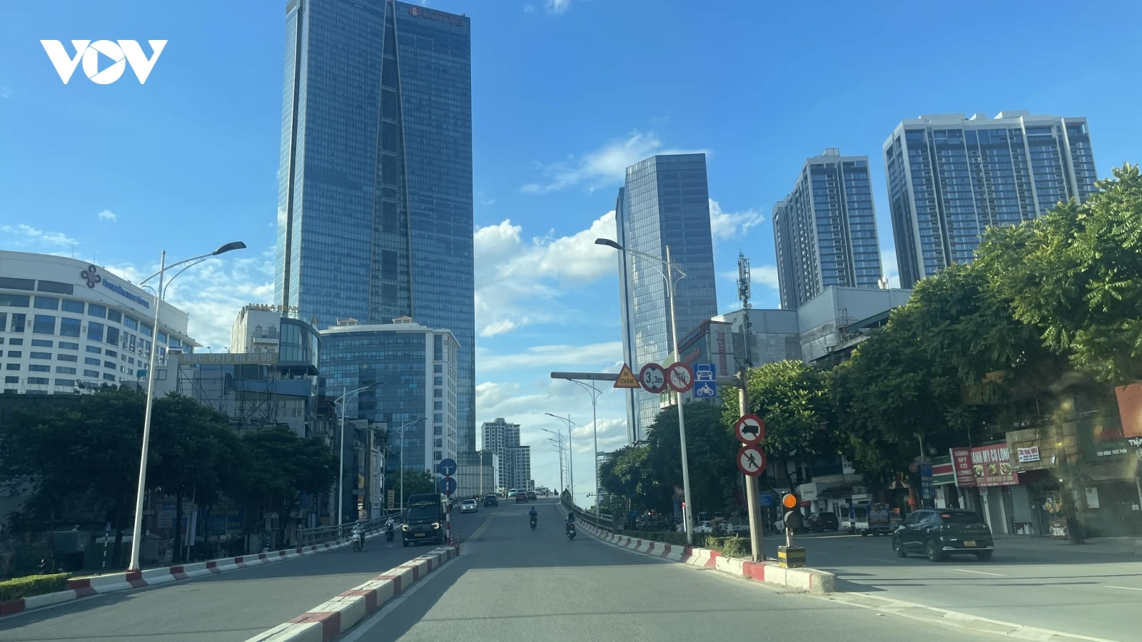 Thời tiết ngày 8/6: Hà Nội nắng nóng, Bắc Bộ cảnh báo mưa to và dông mạnh