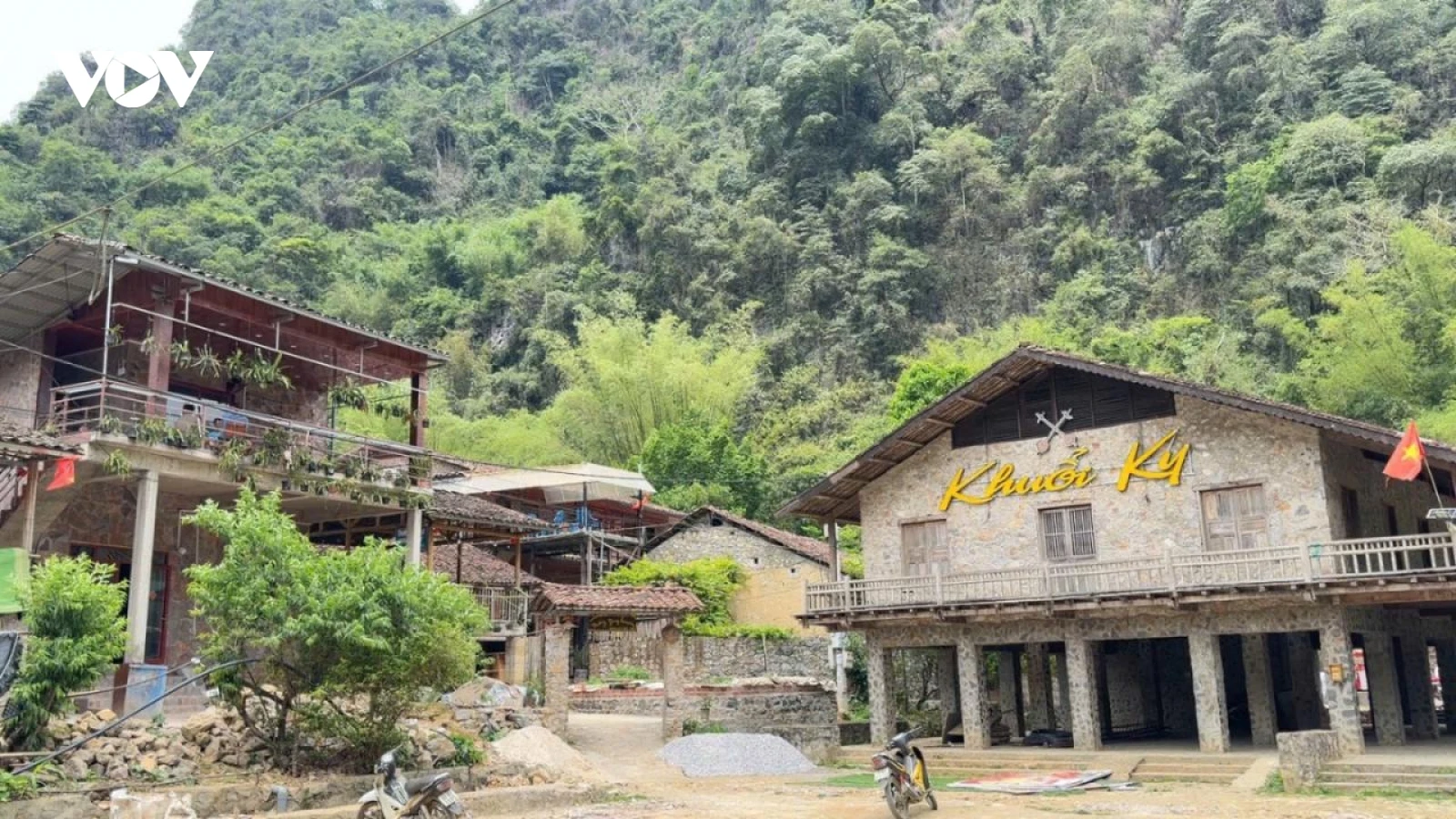 Du lịch Cao Bằng: Giữ hồn cốt làng đá Khuổi Ky