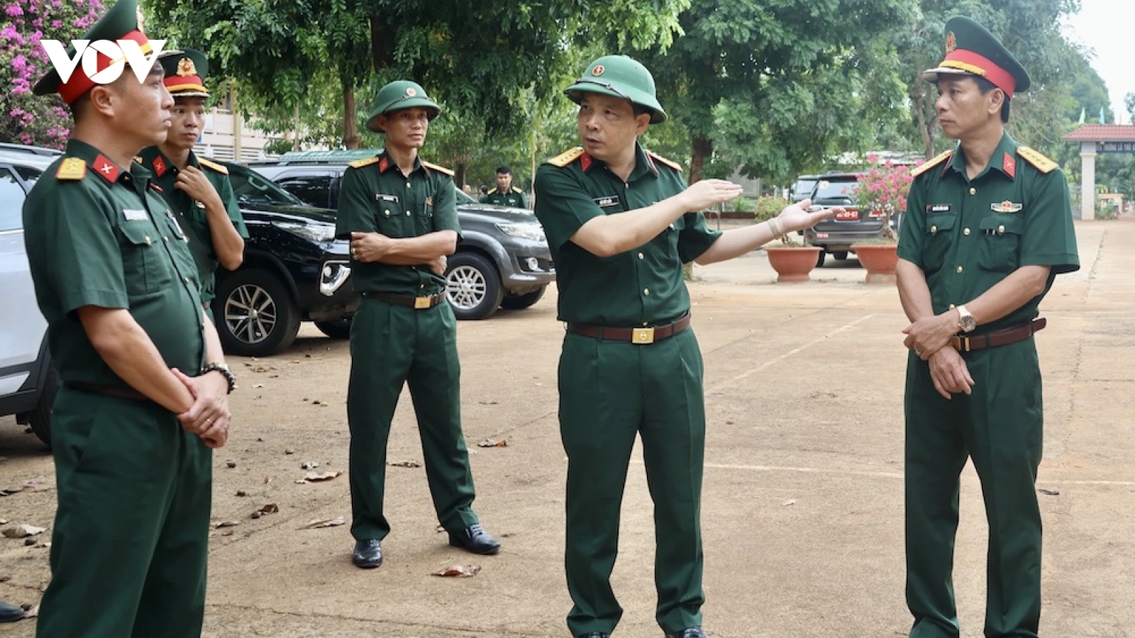150 cán bộ, chiến sĩ Quân đoàn 34 hỗ trợ Gia Lai xây trường nội trú liên cấp