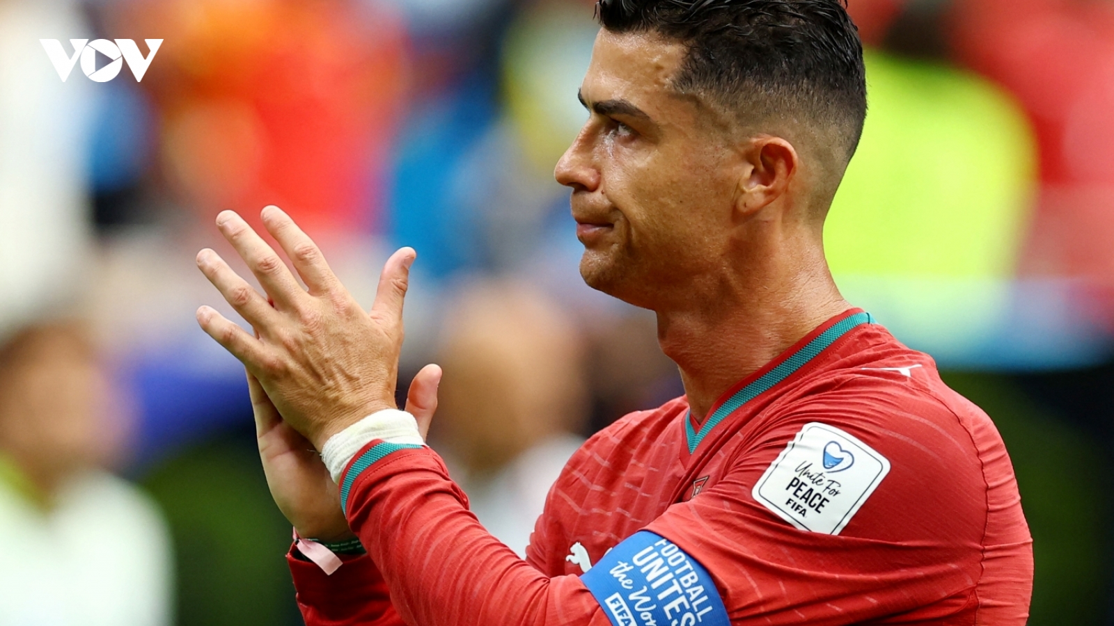Ronaldo 10 trận không ghi bàn, HLV Martinez vẫn bênh vực