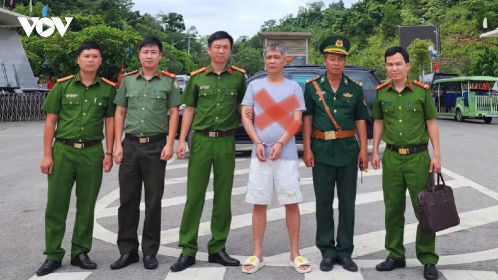 Đối tượng người nước ngoài lừa đảo hơn 8 triệu Nhân dân tệ, trốn truy nã