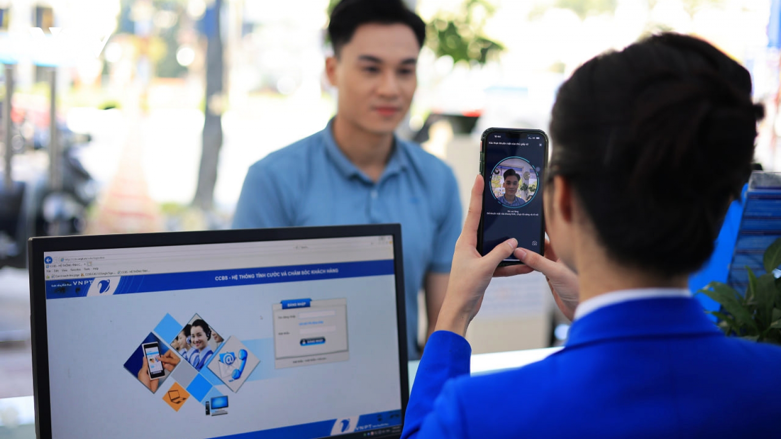 Đổi điện thoại từ hôm nay (15/6), thuê bao di động phải sinh trắc học khuôn mặt