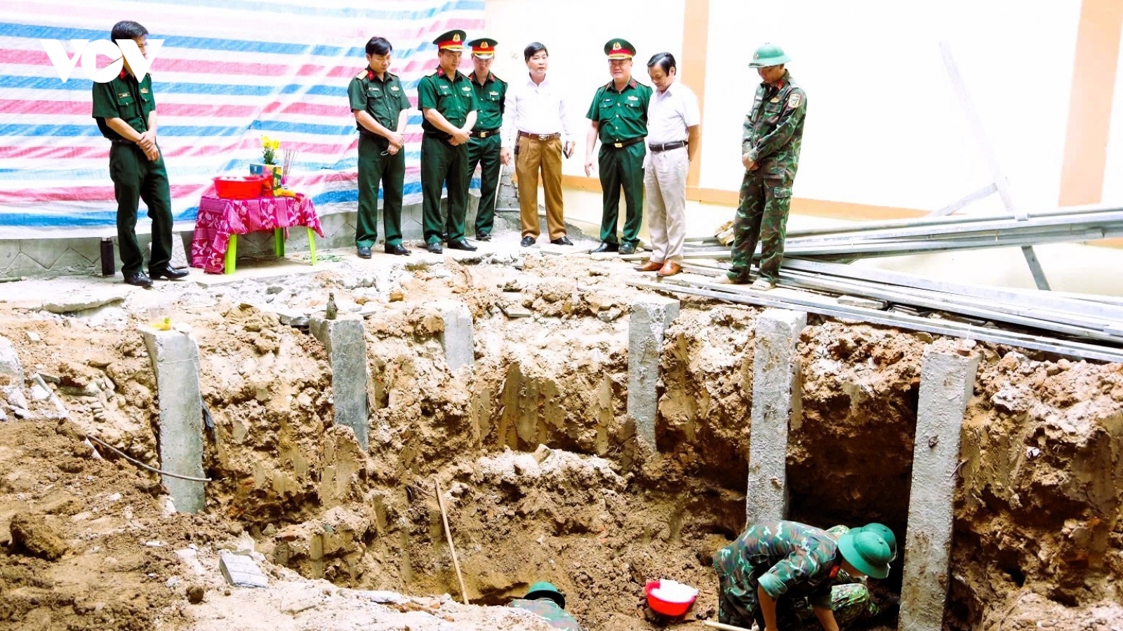 Quy tập 4 hài cốt liệt sĩ tại khu vực Bệnh viện Đa khoa Thạch Hãn, Quảng Trị
