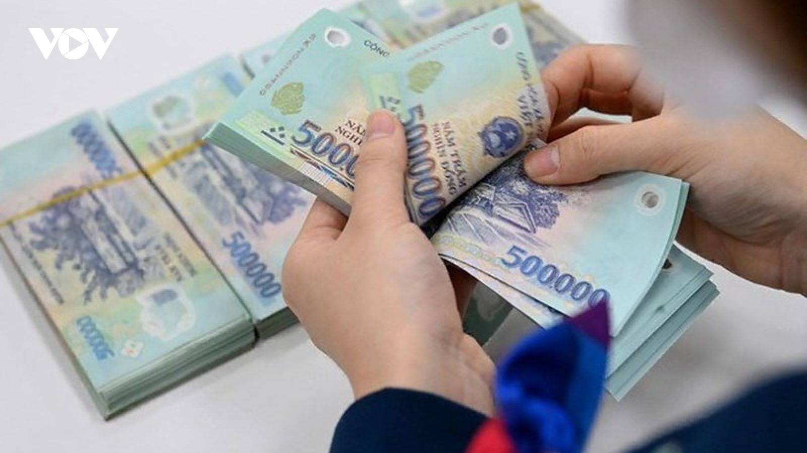 Chi tiết chế độ tiền lương, phụ cấp khi làm nhiệm vụ khẩn cấp từ ngày 13/7
