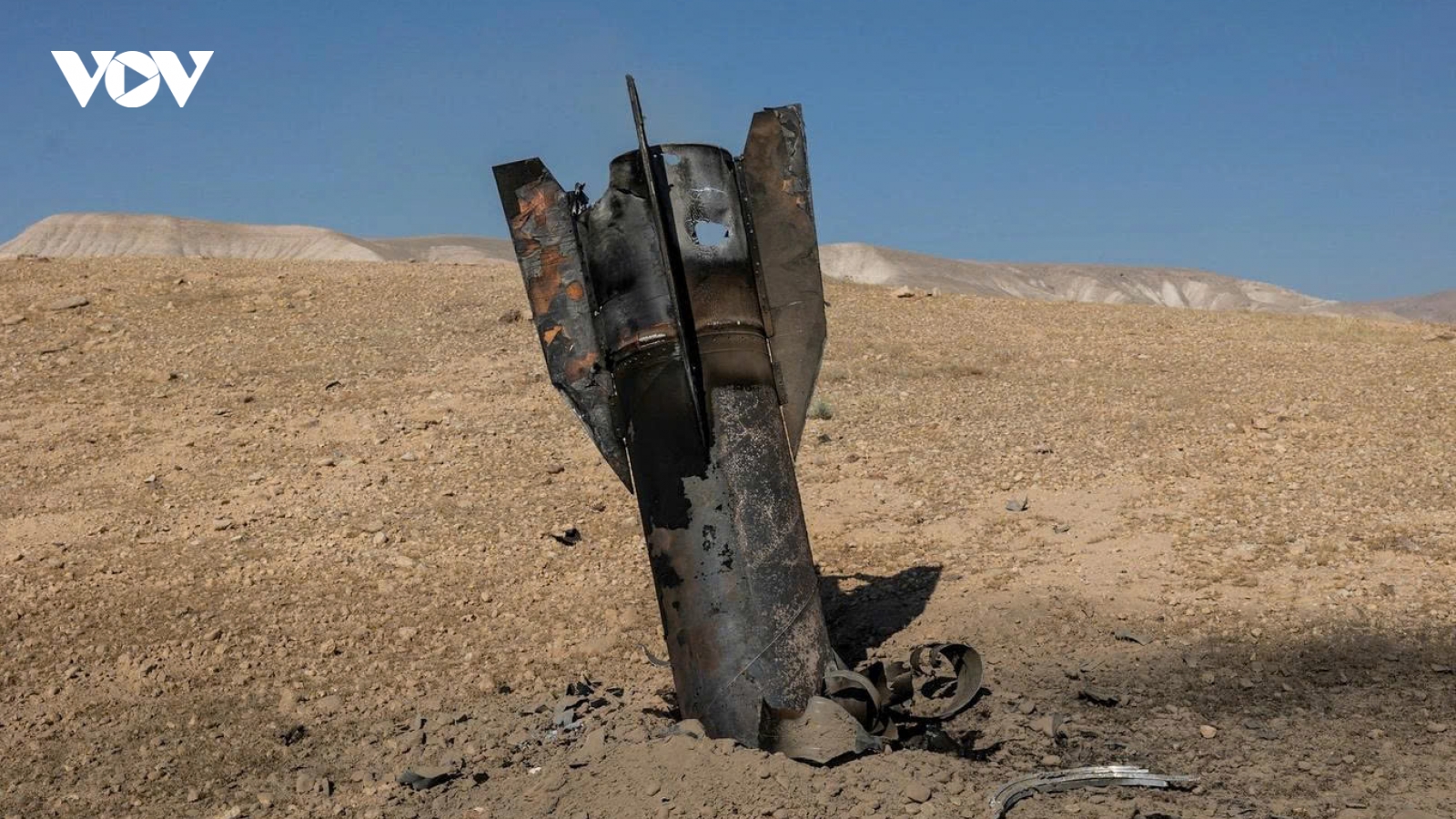 Israel phá dỡ nhà của người Palestine; cửa khẩu vào Gaza được mở trở lại