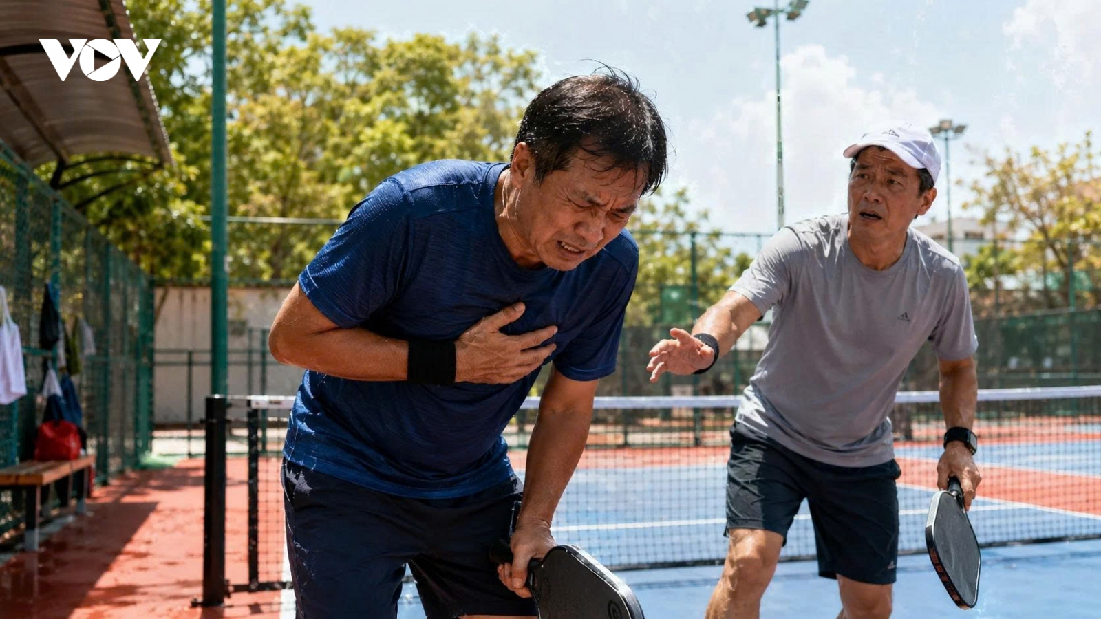 Nguy cơ tim mạch và đột tử khi chơi pickleball trong mùa nắng nóng