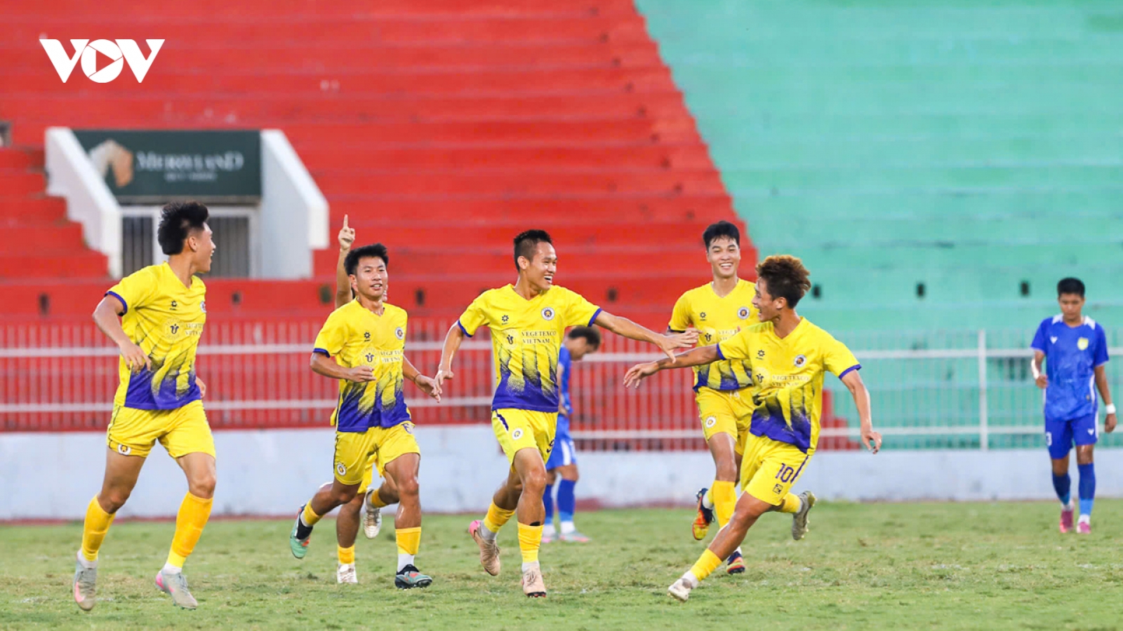 Xác định hai đội lên chơi tại giải hạng Nhất Quốc gia 2026/27