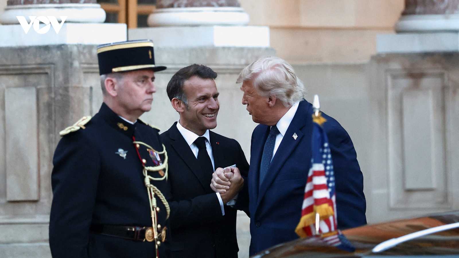 Ông Trump xác nhận đã ký bản cứng thỏa thuận Mỹ - Iran