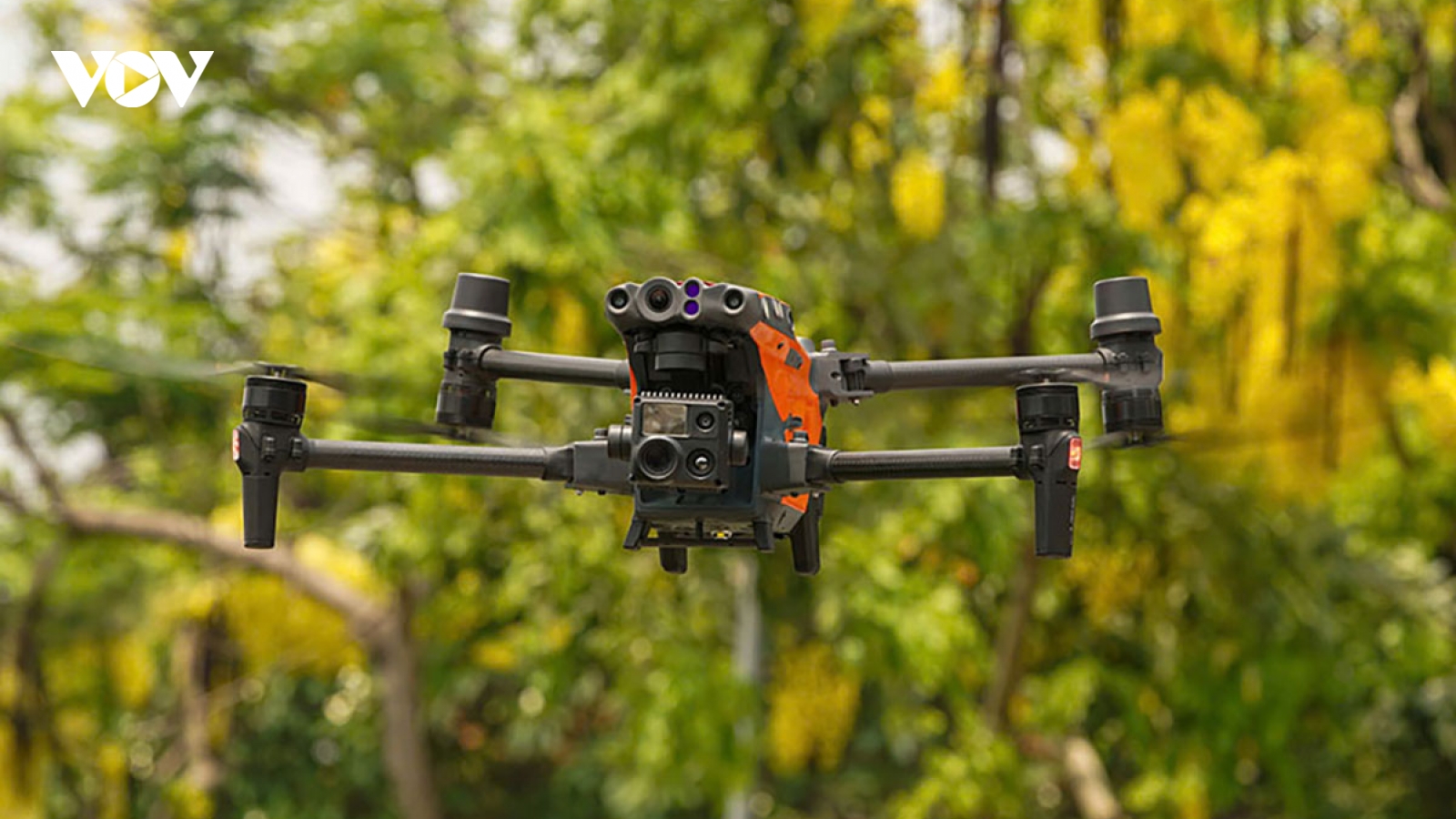 Công an Hà Nội thử nghiệm UAV phát hiện vi phạm từ trên không