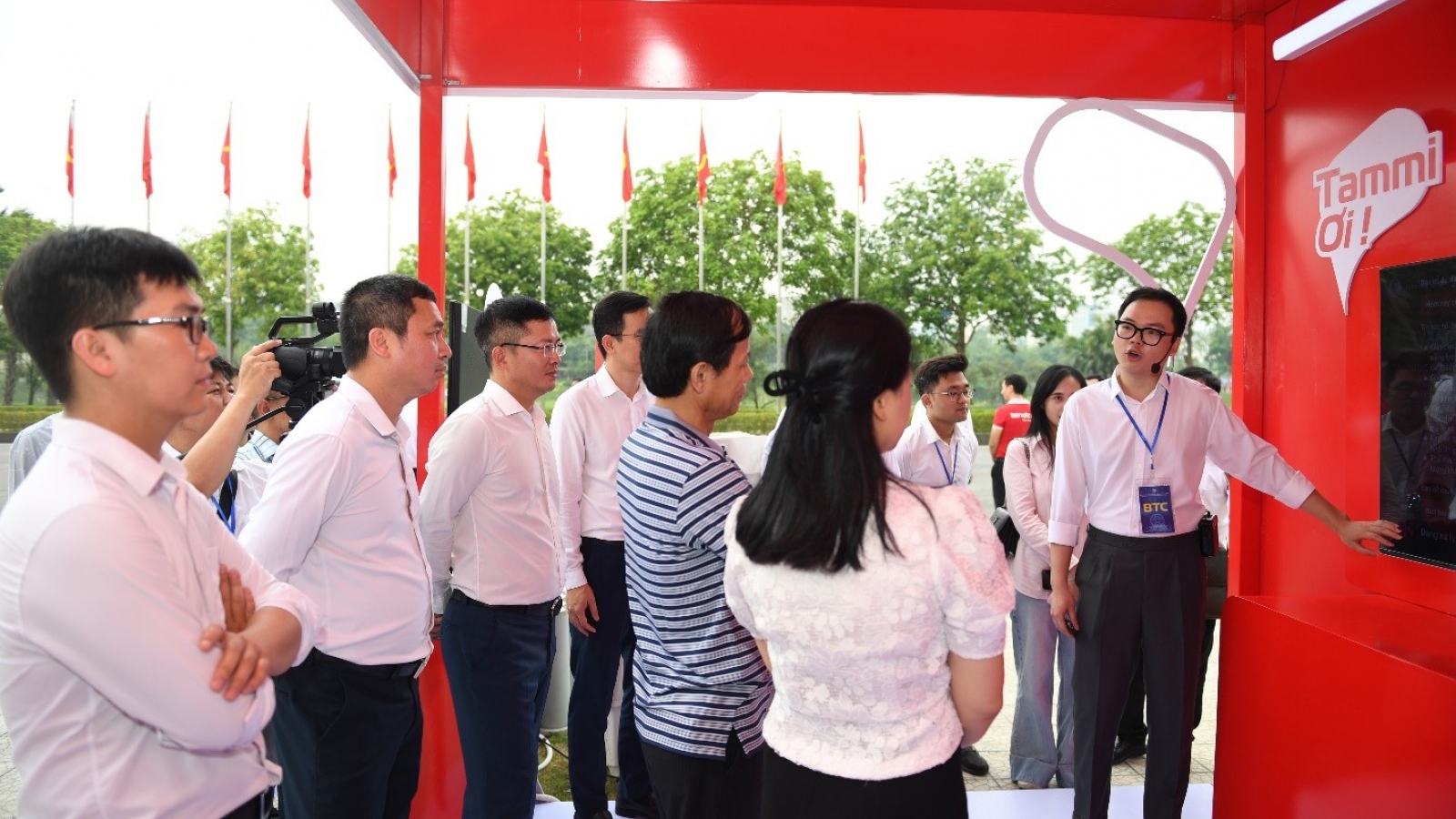 Viettel giới thiệu mô hình chuyển đổi số địa phương toàn diện đầu tiên tại Hà Nội