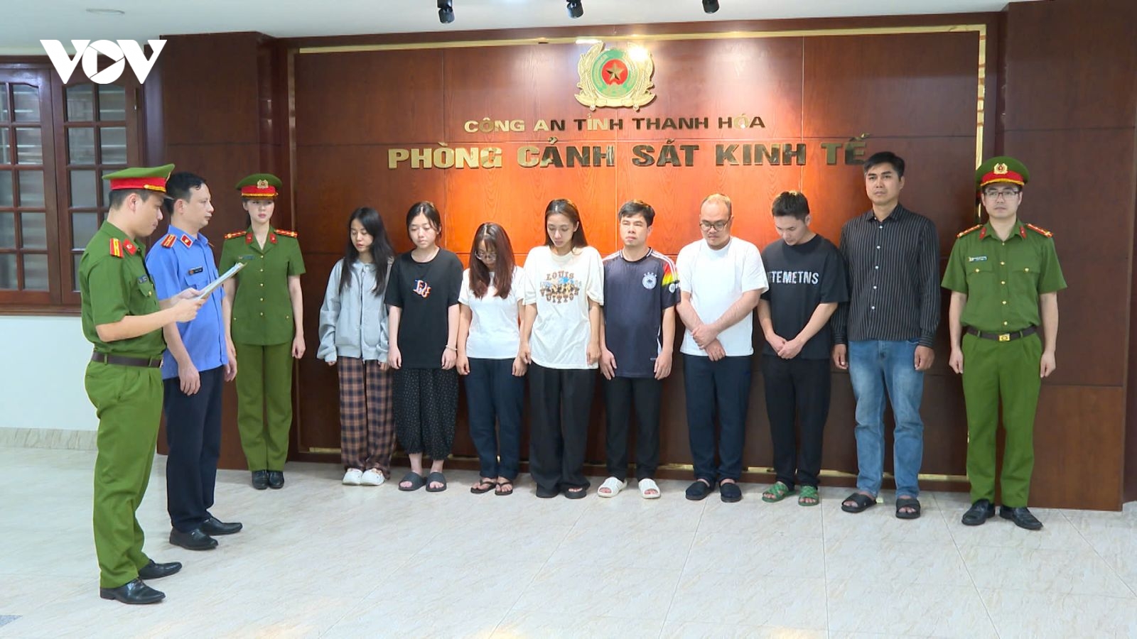 Triệt phá 2 đường dây chế tác trang sức "nhái" và buôn lậu vàng cả nghìn tỷ đồng