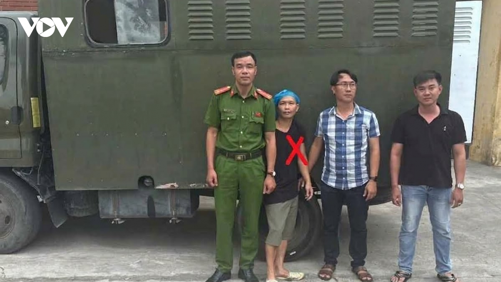 Bắt giữ đối tượng truy nã đặc biệt nguy hiểm đang lẩn trốn tại Ninh Bình