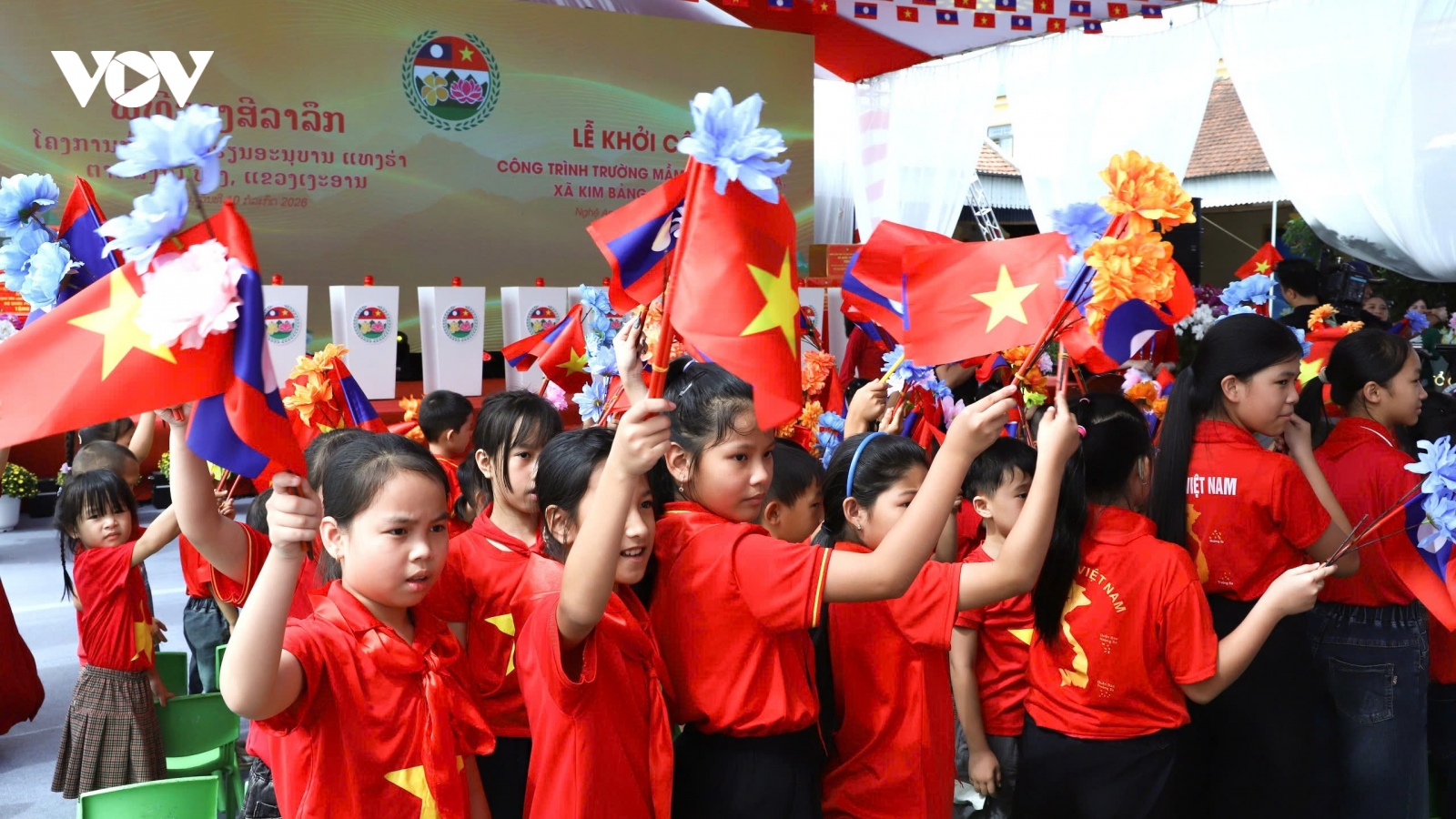 Rộn ràng không khí Giao lưu hữu nghị quốc phòng biên giới Việt Nam-Lào 2026