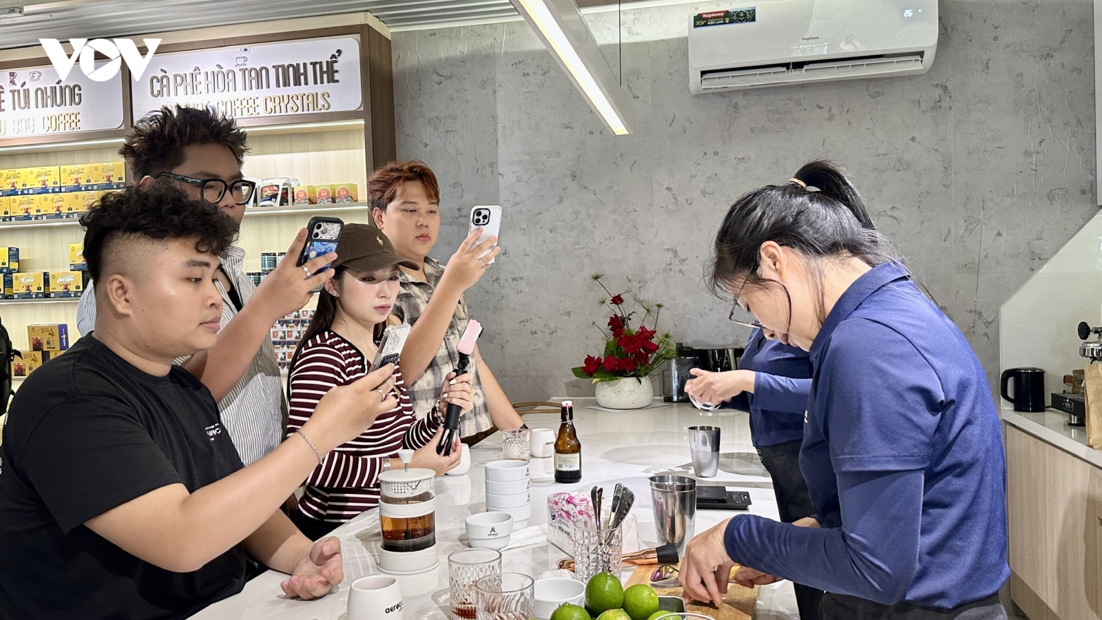 “Hành trình từ vườn đến tách cà phê” quảng bá thương hiệu cà phê Buôn Ma Thuột