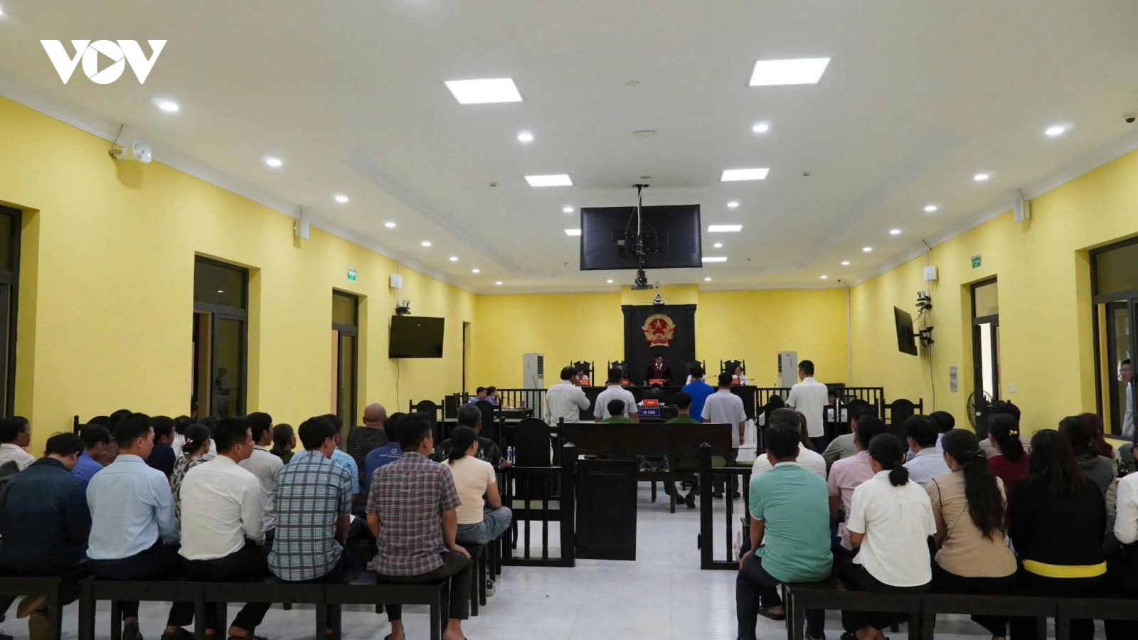 Cà Mau: Nhóm cán bộ đăng kiểm, quản lý tàu cá lãnh án vì nhận hối lộ