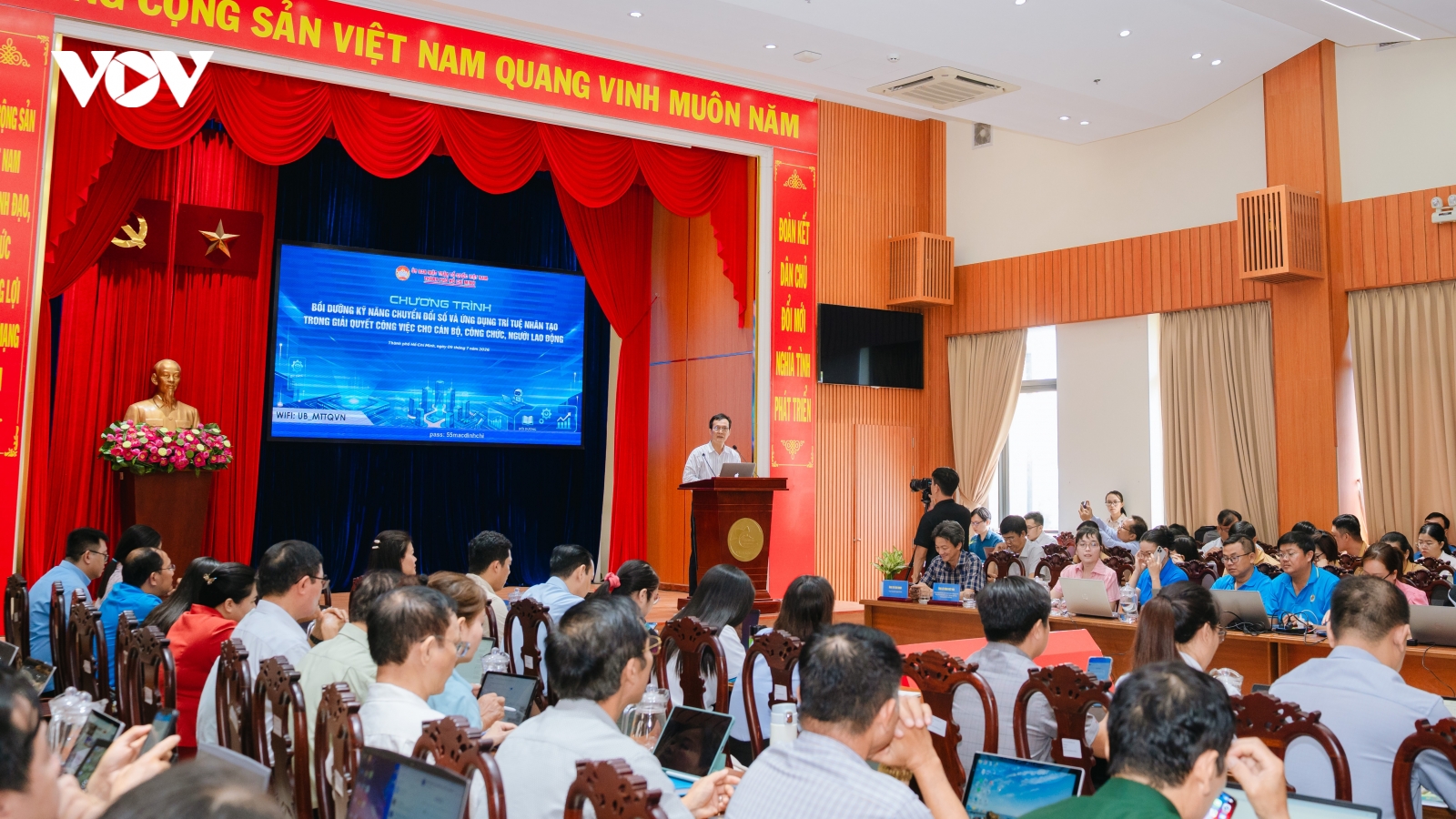 Mặt trận TP.HCM tăng tốc chuyển đổi số từ kỹ năng thực hành AI