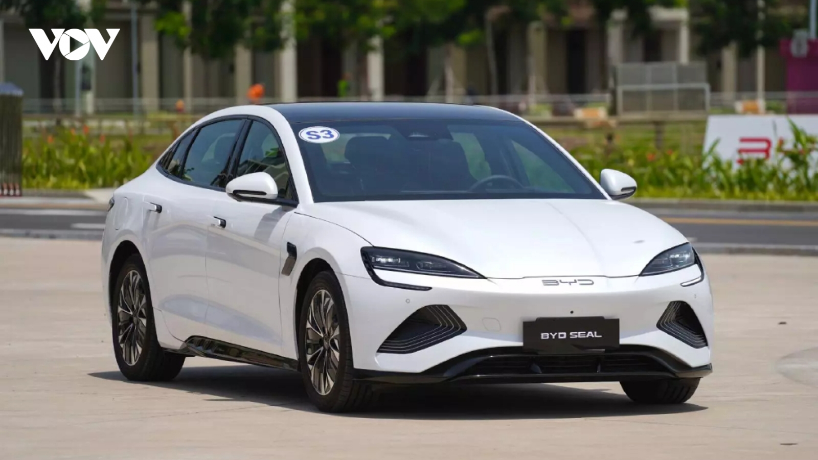 Những yếu tố tạo nên lợi thế về giá của xe điện Trung Quốc