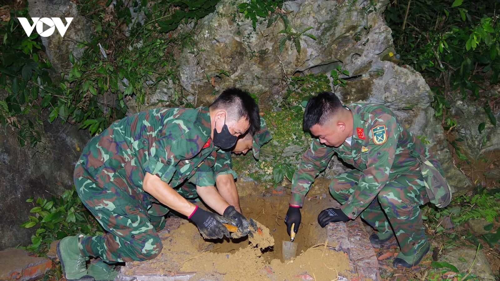 Cất bốc, truy điệu và an táng hài cốt liệt sĩ tại xã Phục Hòa, Cao Bằng